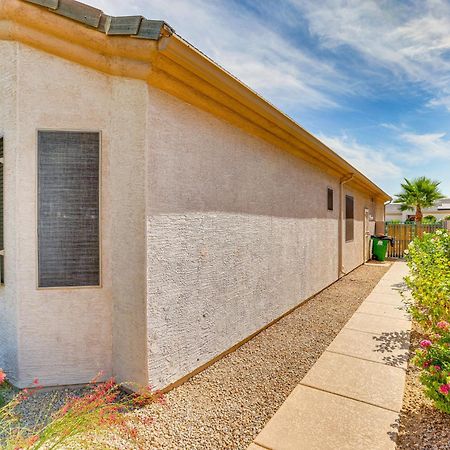 Goodyear Home On Golf Course Pool And Putting Green Exterior photo